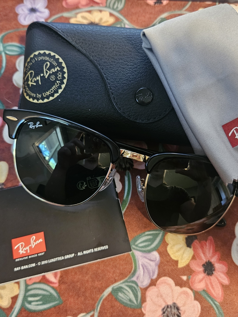 Ray-Ban Black & Gold Clubmaster Sunglasses